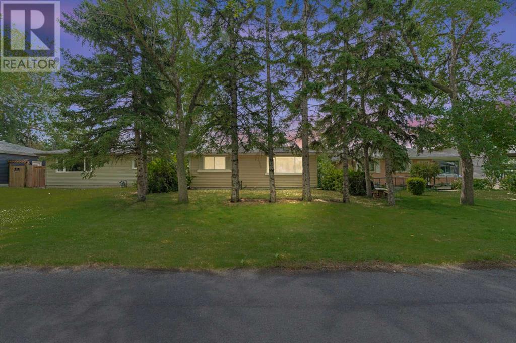 3240 33a Avenue Se Property Photo 1