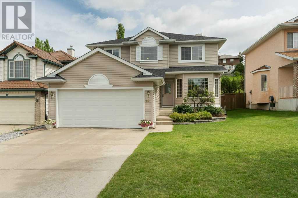 62 Edgebrook Heights Nw Property Photo 1