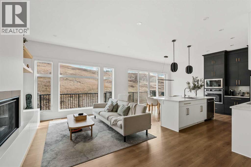 68 Cranbrook Cape SE Property Photo 1