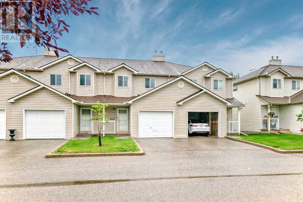 43 Douglas Glen Park SE