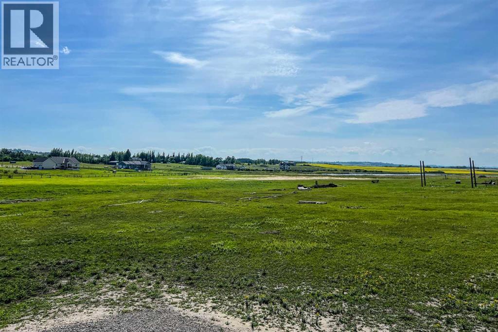 80 Street E Property Photo 8