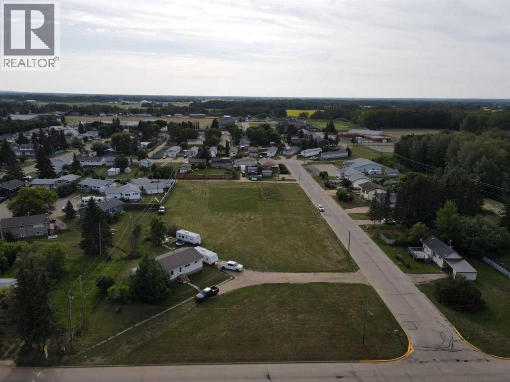 4825 59 Avenue Property Photo 3