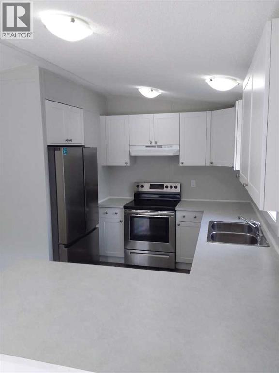 6220 17 Avenue Property Photo 8