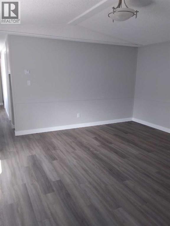 6220 17 Avenue Property Photo 15