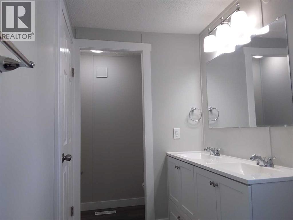 6220 17 Avenue Property Photo 30