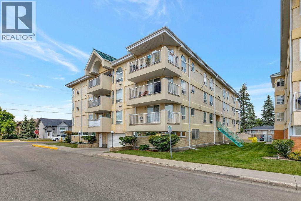 104, 5120 49 Street Property Photo 1