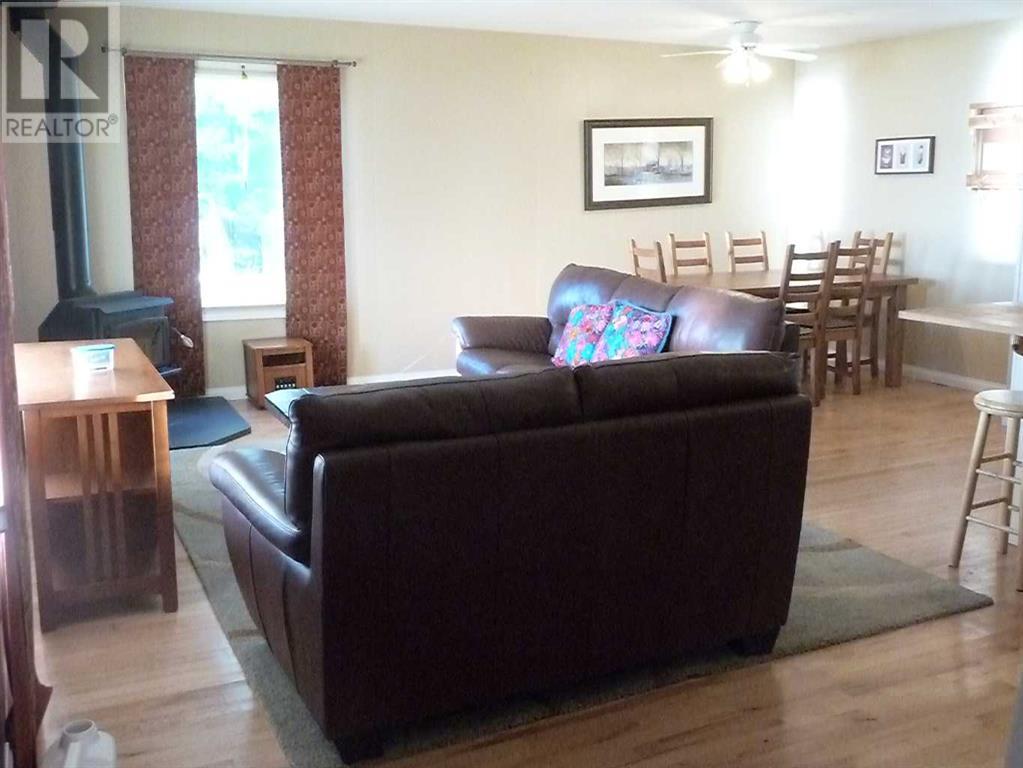 15538 Old Trail Property Photo 4