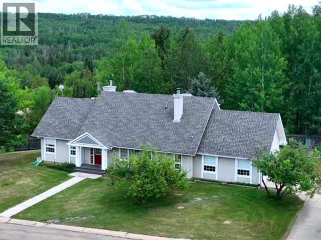 4516 Hees Drive Property Photo 1