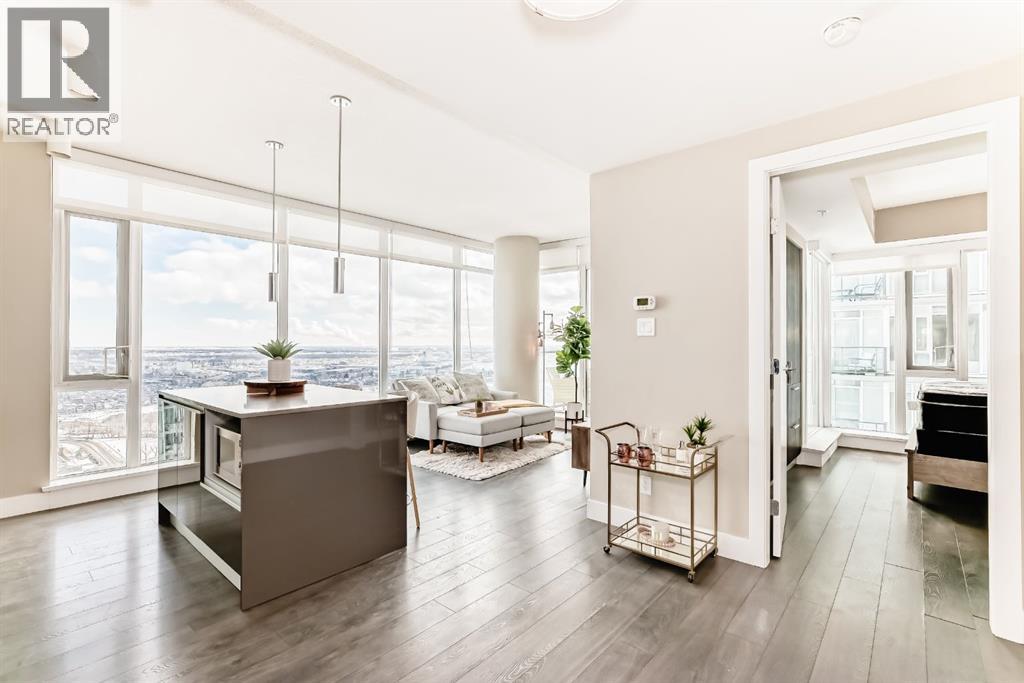 1122 3 Street Property Photo 4