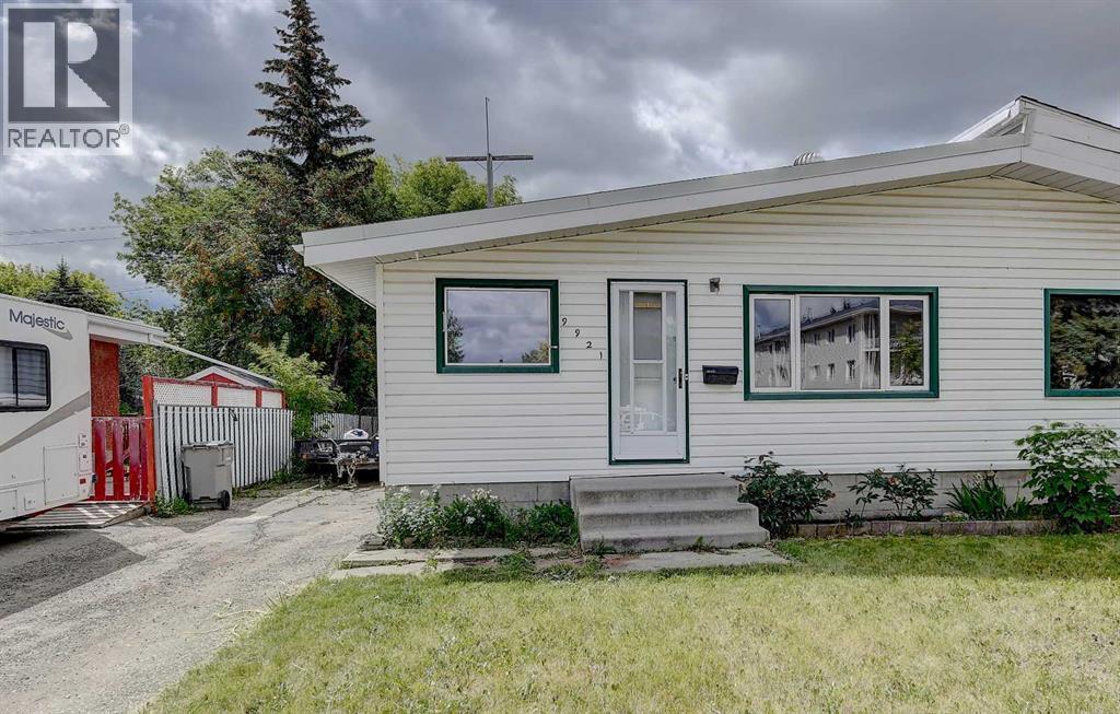 9921 92 Avenue Property Photo 1