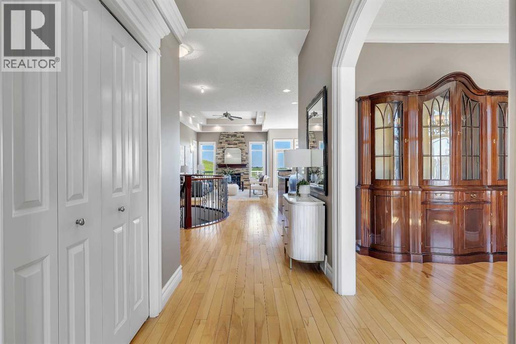 226 Royal Birch View Property Photo 6