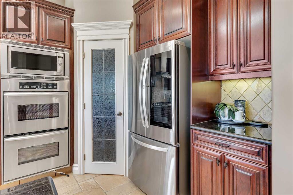 226 Royal Birch View Property Photo 17