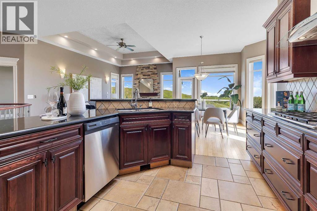 226 Royal Birch View Property Photo 19