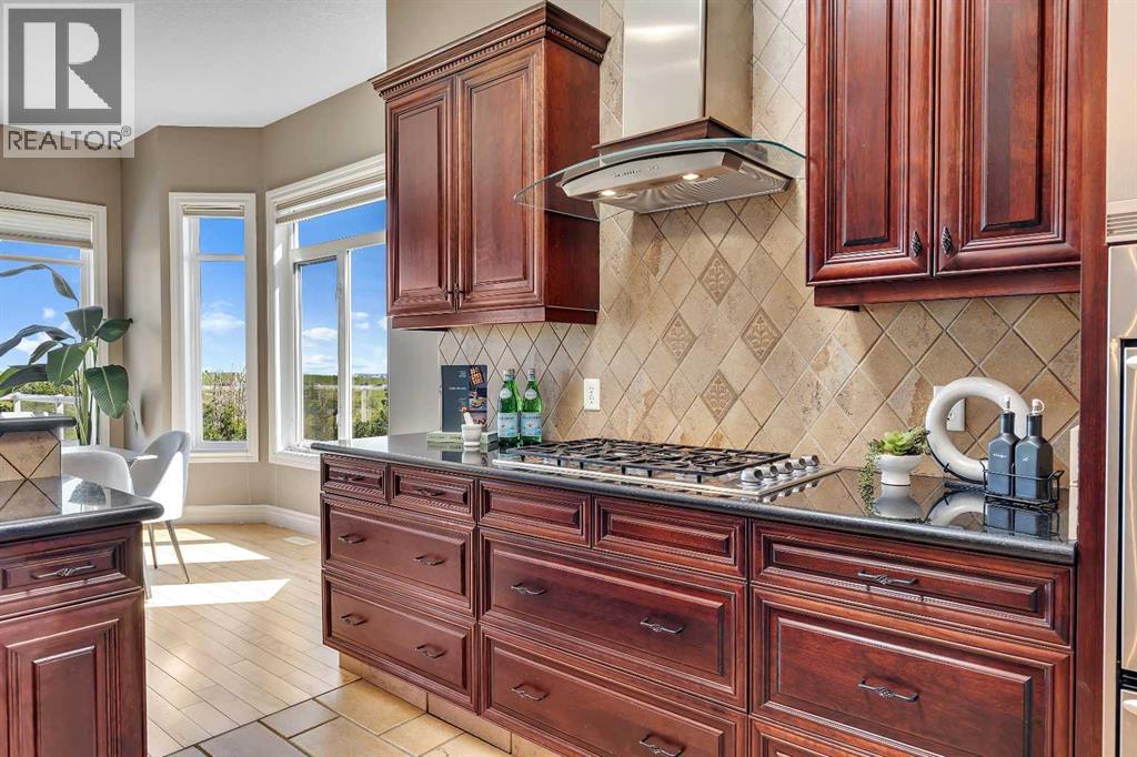 226 Royal Birch View Property Photo 20