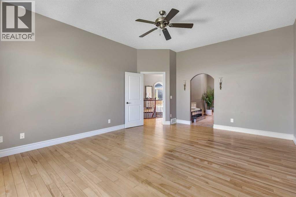 226 Royal Birch View Property Photo 33