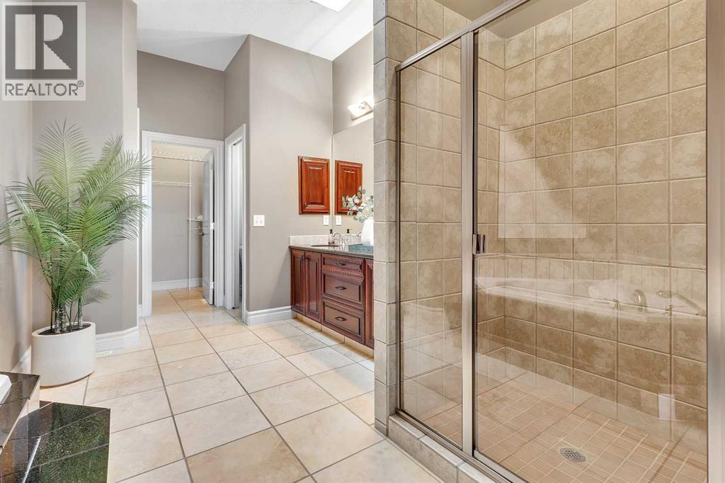 226 Royal Birch View Property Photo 36