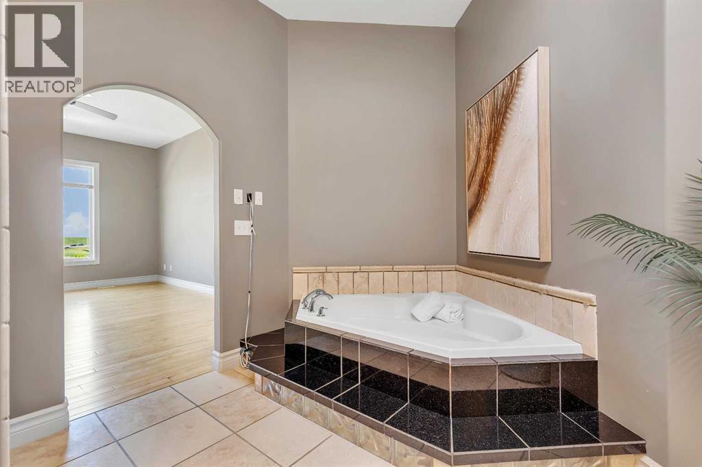 226 Royal Birch View Property Photo 37