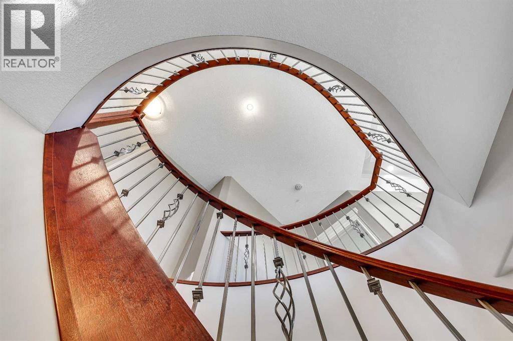 226 Royal Birch View Property Photo 40