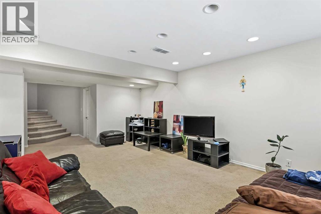 7 Spring View Property Photo 25