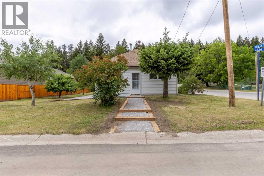 20502 25 Avenue Property Photo 1