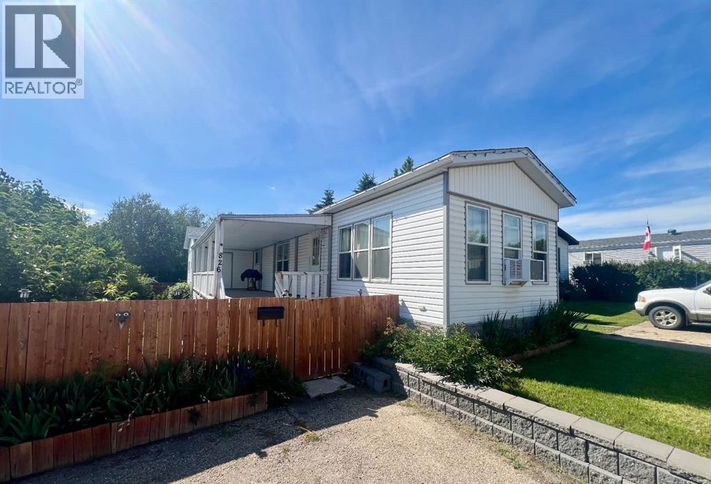 #826, 6834 59 Avenue Property Photo 1