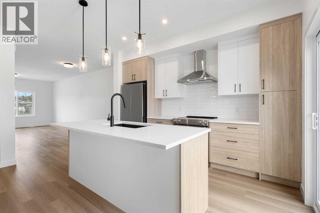 2219 81st Street Property Photo 3