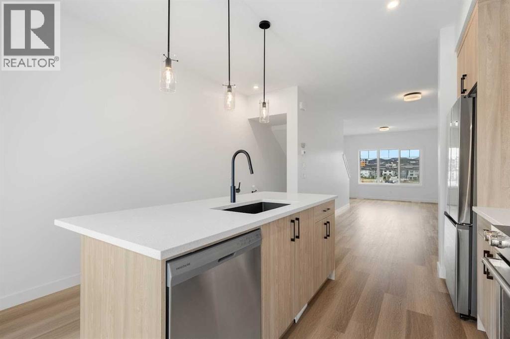 2219 81st Street Property Photo 4