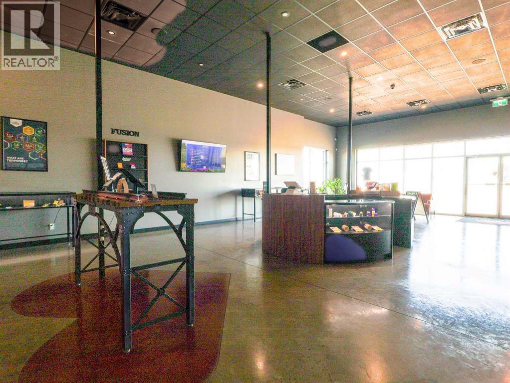 4805 75 Street Property Photo 16