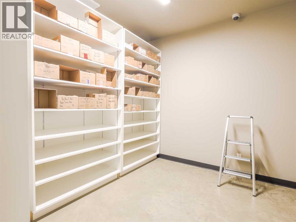4805 75 Street Property Photo 18