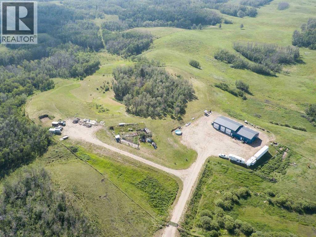 Hi Way 590 Property Photo 2