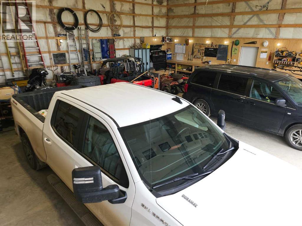 Hi Way 590 Property Photo 14