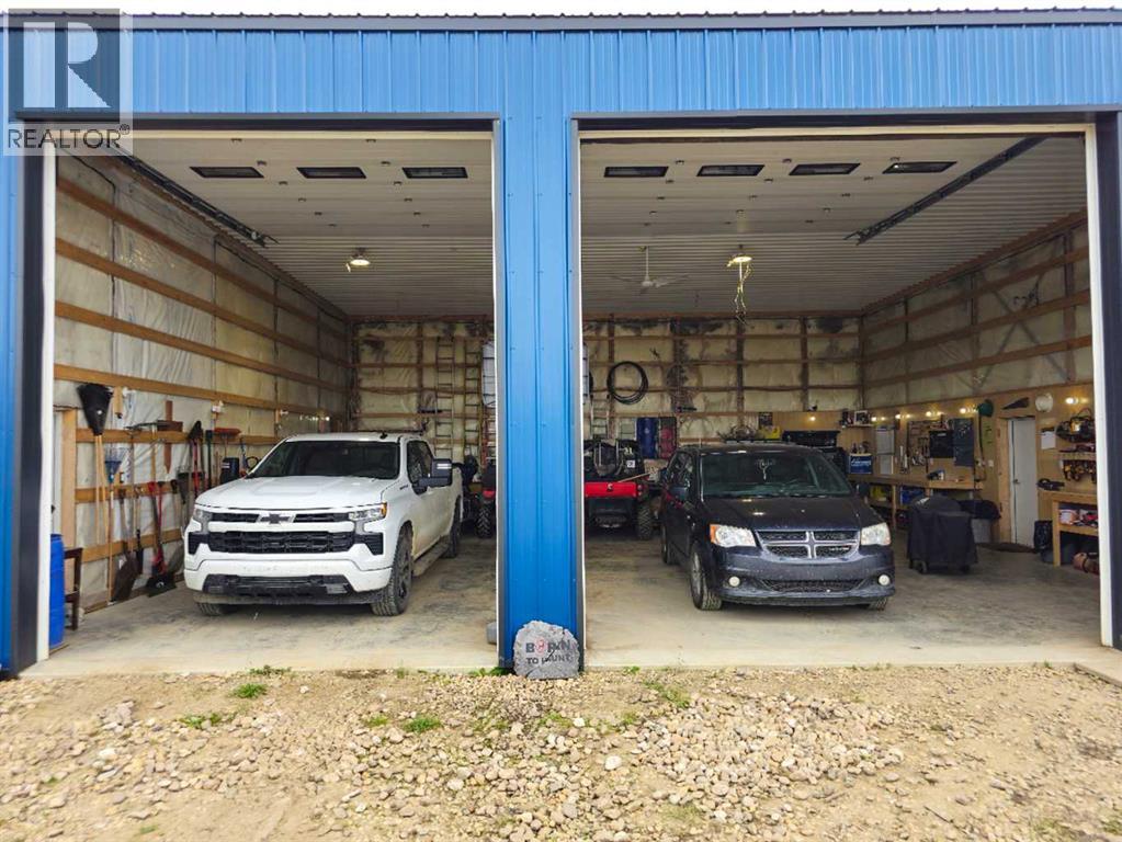 Hi Way 590 Property Photo 16