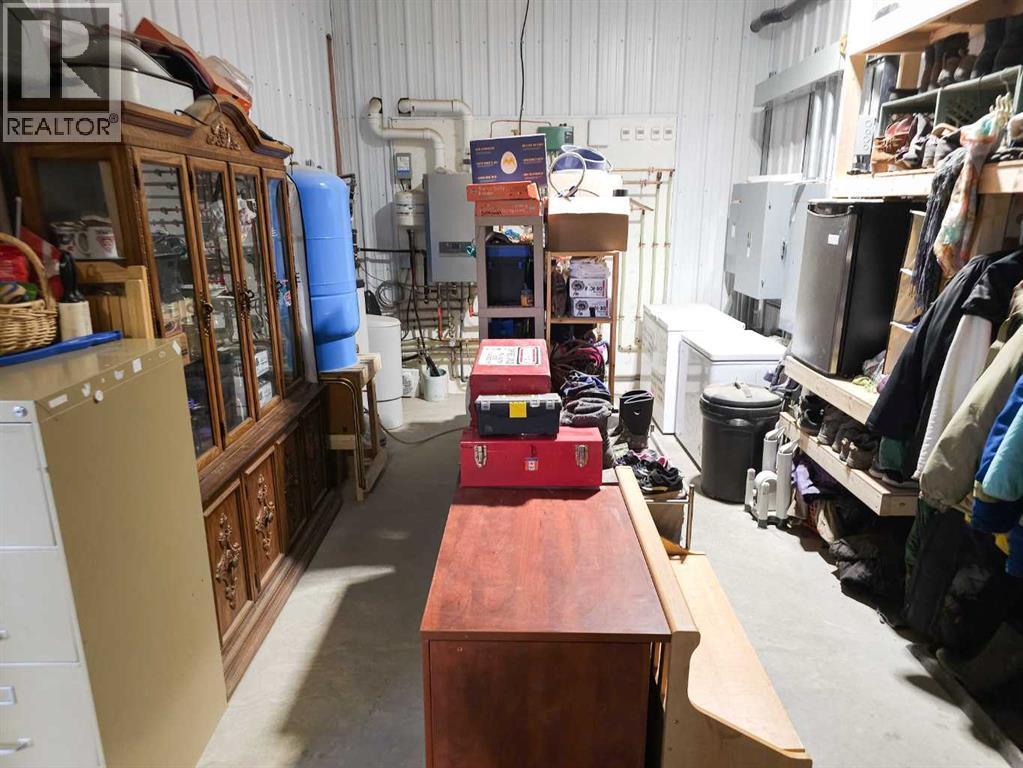 Hi Way 590 Property Photo 18