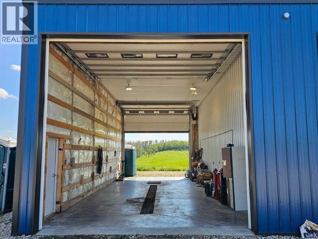 Hi Way 590 Property Photo 20