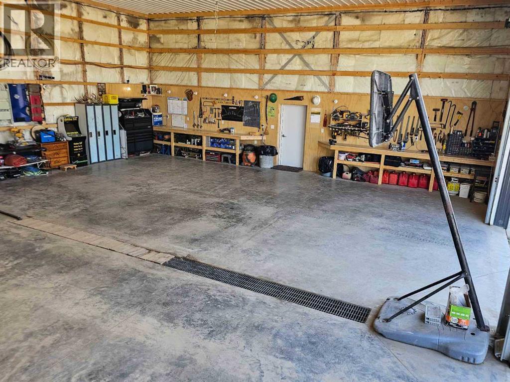 Hi Way 590 Property Photo 24