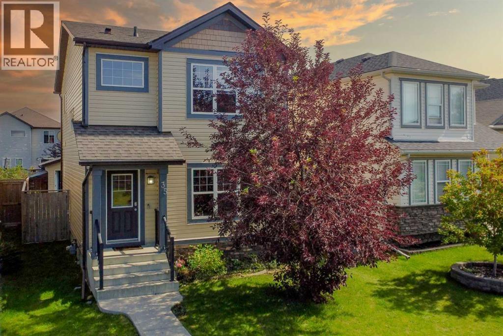 35 Covecreek Place NE