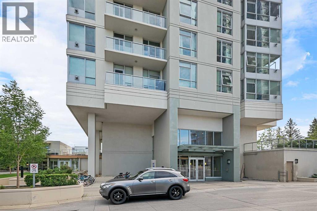 77 Spruce Place Property Photo 1