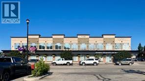 206, 9814 97 Street Property Photo 1