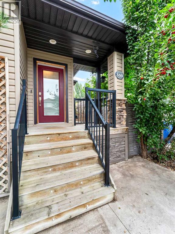 350 Somerset Row SE Property Photo 1
