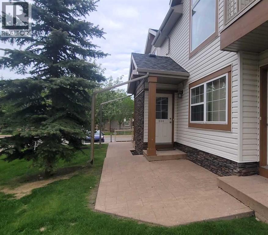 80 Panatella Landing Northwest Property Photo 2