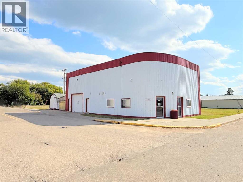 5615 Railway Avenue Property Photo 1