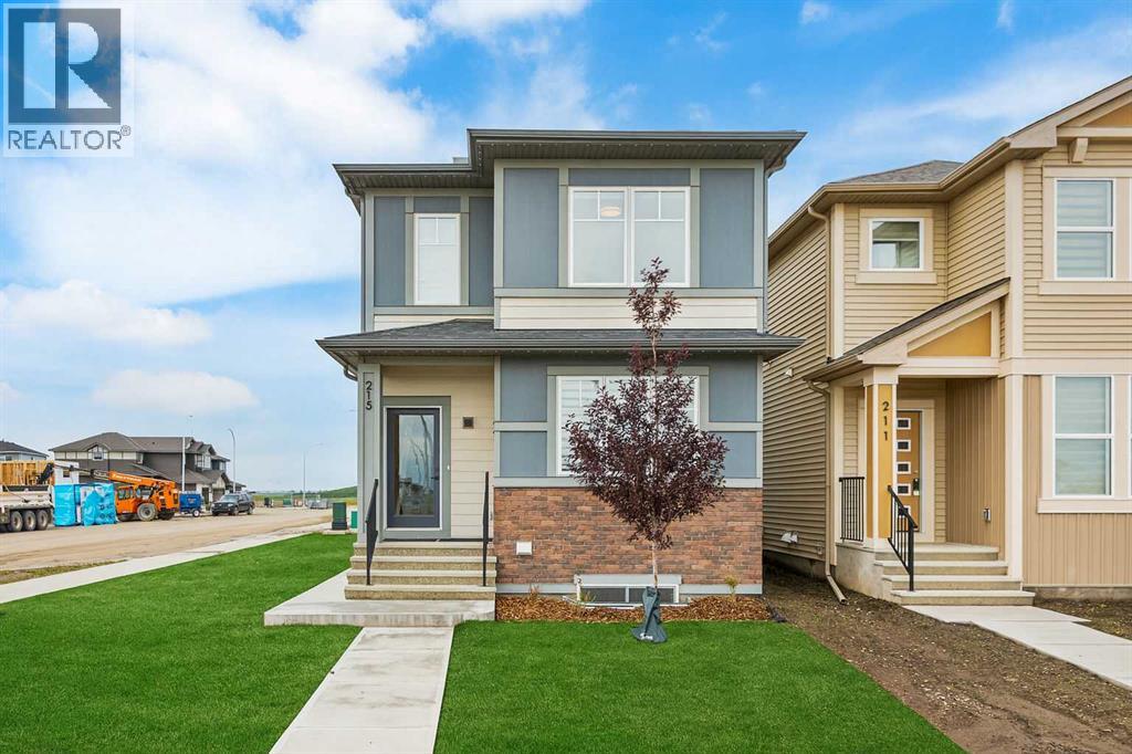 215 Belvedere Crescent Se Property Photo 1