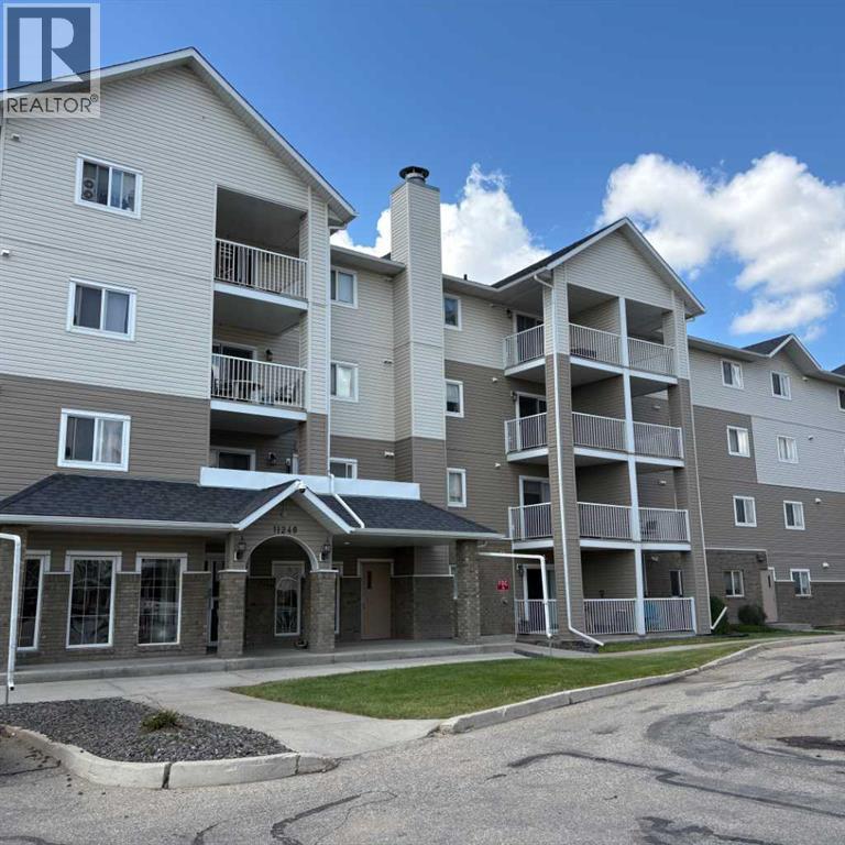 309, 11240 104 Avenue Property Photo 1
