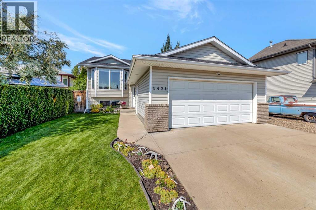 4424 26a Street Property Photo 1