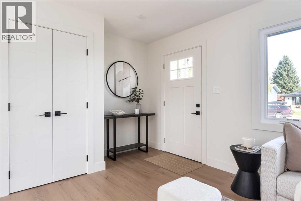 15 Hoover Place Property Photo 4