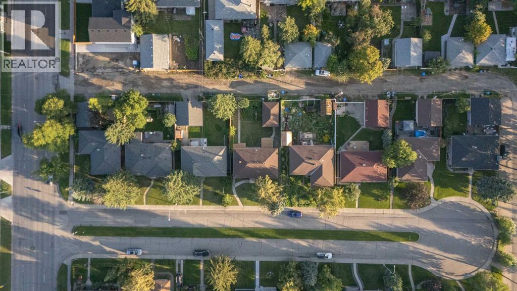 15 Hoover Place Property Photo 44