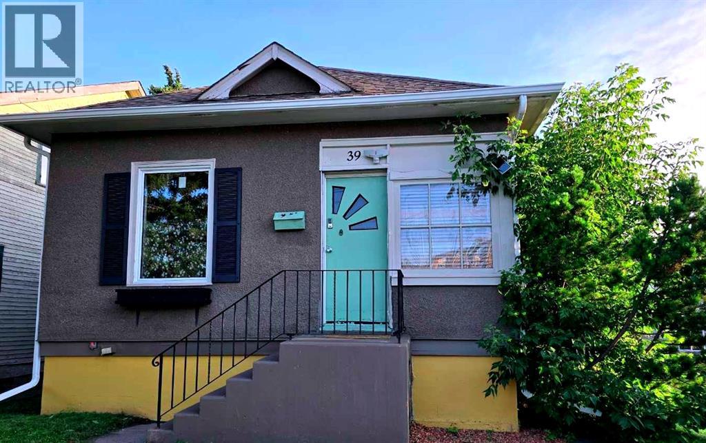 39 34 Avenue Property Photo 9