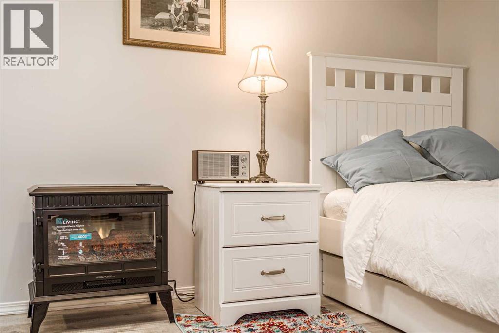 39 34 Avenue Property Photo 31