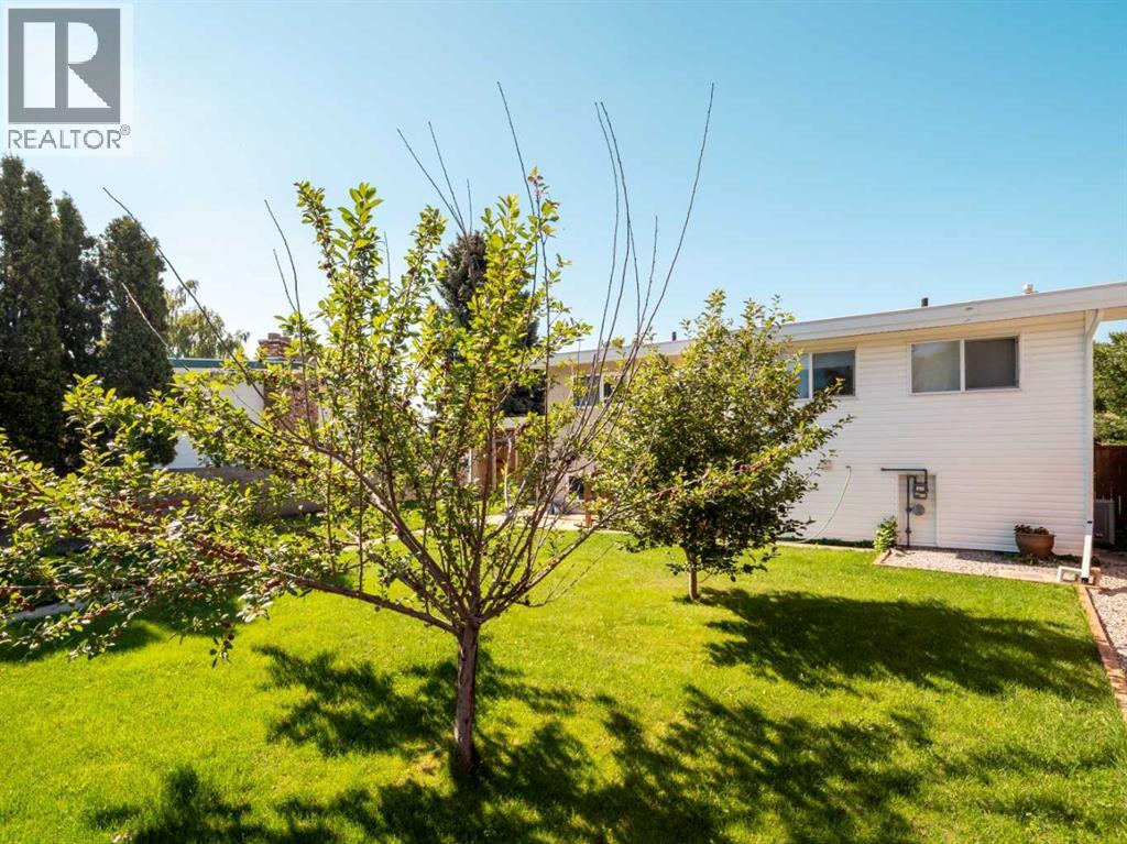 1223 St. Catherine Road N Property Photo 7