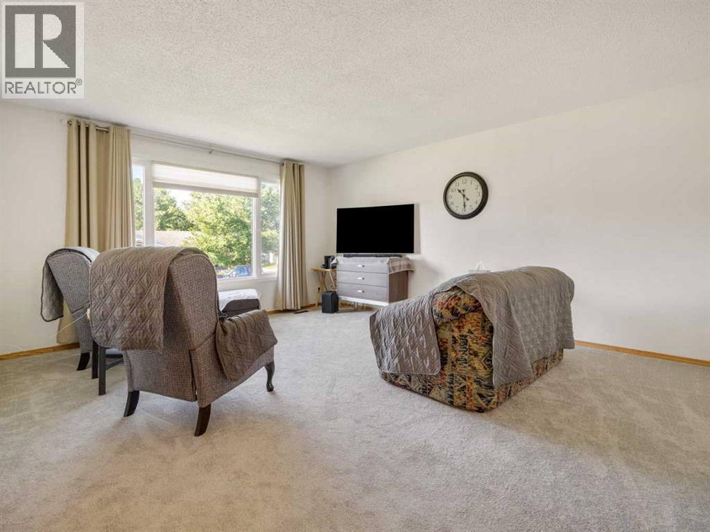 1223 St. Catherine Road N Property Photo 14